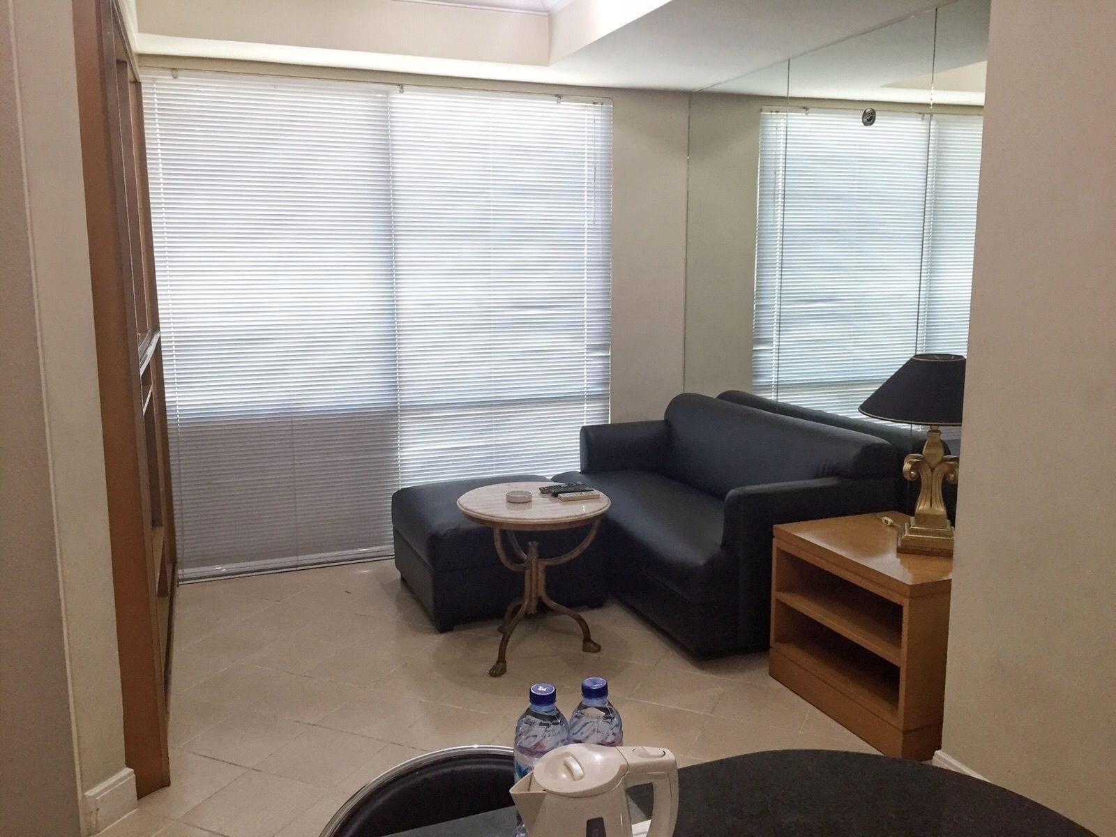 Batavia Hotel & Serviced Apartments Jakarta Buitenkant foto