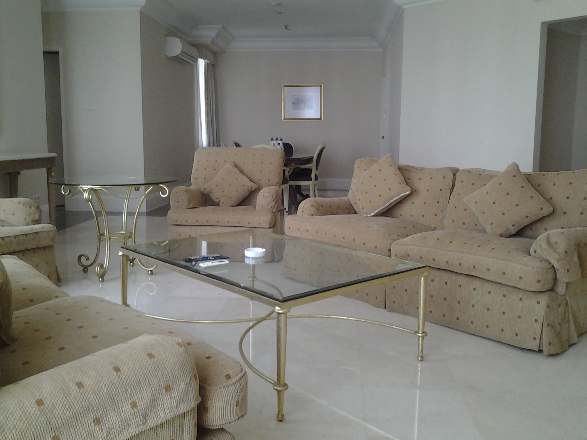 Batavia Hotel & Serviced Apartments Jakarta Buitenkant foto