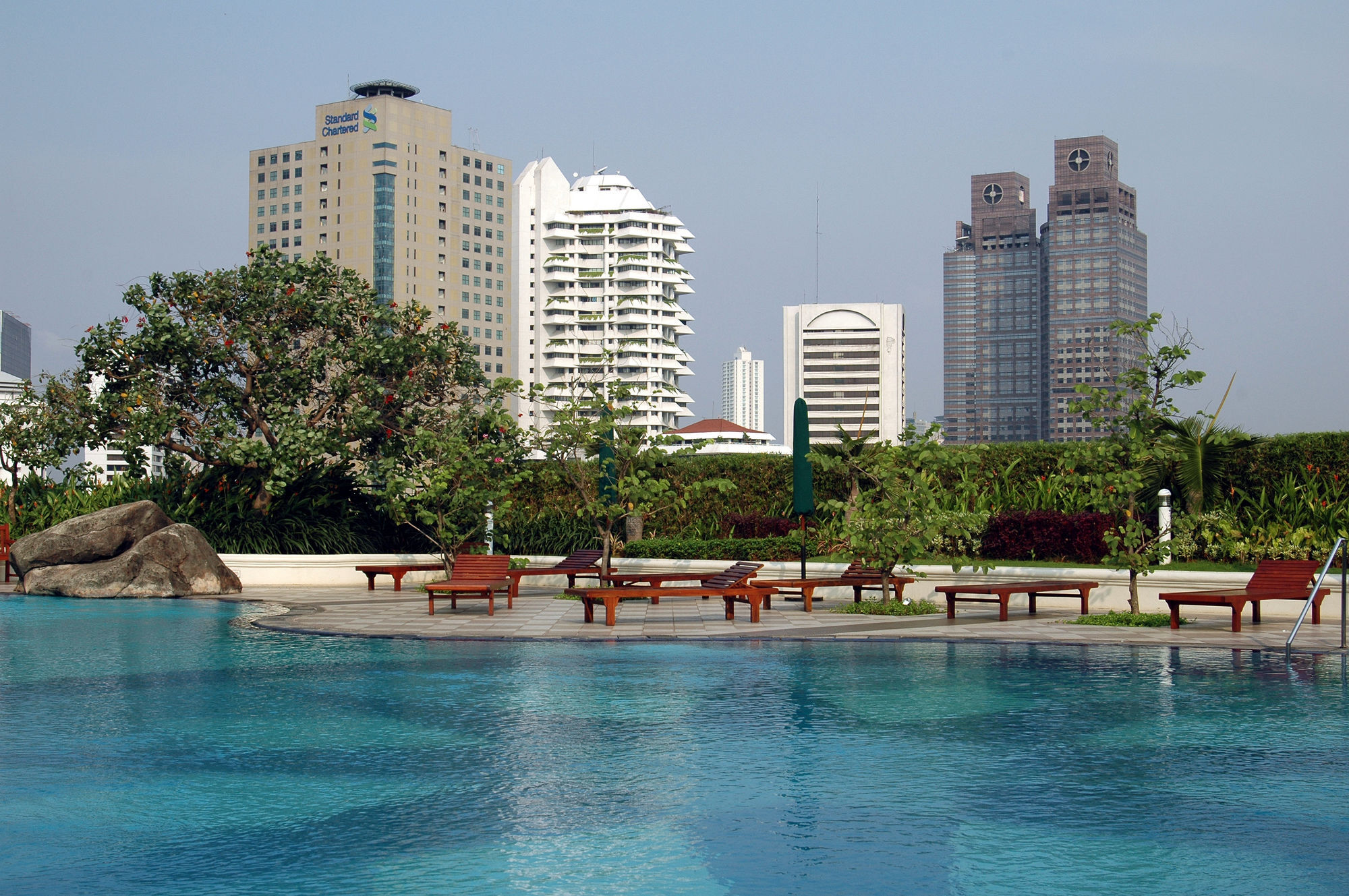 Batavia Hotel & Serviced Apartments Jakarta Buitenkant foto
